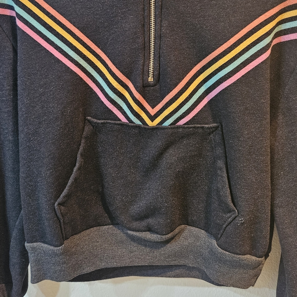 ✨️WILDFOX BLACK RETRO STRIPED HALF ZIP PULLOVER HOODIE SIZE SMALL✨️ - Picture 9 of 10